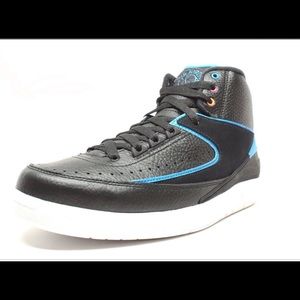 Jordan 2 “Radio Raheem” size 8